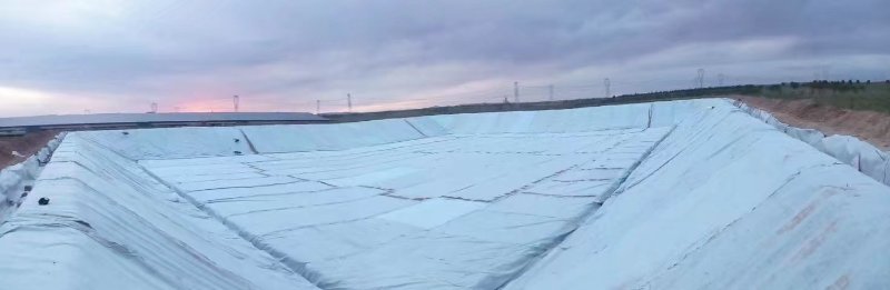 土工膜熱熔焊法與粘接法的區(qū)別點(diǎn)在哪里？