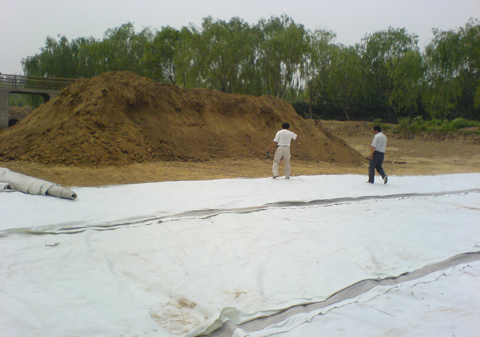 工程實驗如何模擬土工膜的受力狀態(tài)？