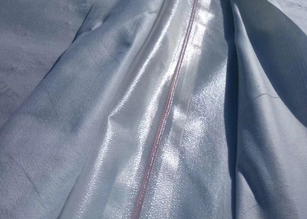 土工膜良好的延展性是否更有利于水庫(kù)工程施工?